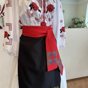 Moldavian national Skirt J 0155 - image 8