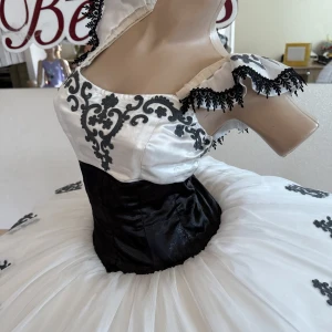 Ballet costume P 1312 - image 19