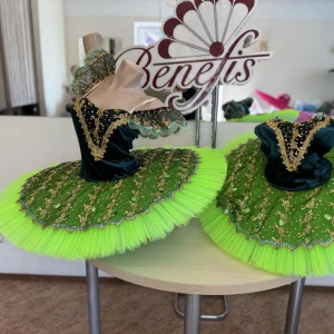 Stage costume F 0527 - image 6