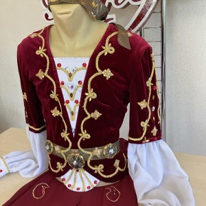 Soloist s  costume P 0704 - image 32