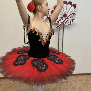 Spanish costume P 1328 - image 10
