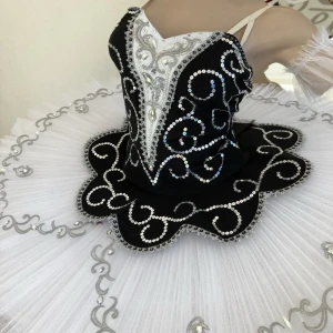 Stage costume F 0073 - image 24