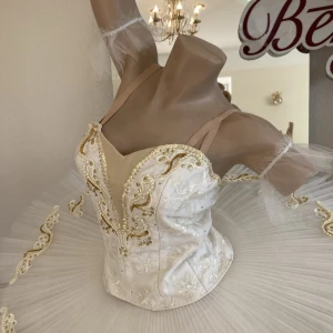 Costum de balet Marie, Clara Spărgătoarea de nuci Pas de deux Frumoasa Adormită Zâna Coppelia P 2003(3043) - image 8