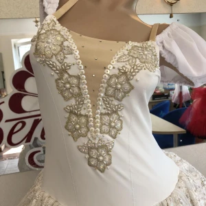 Stage costume F 0520 - image 3