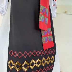 Moldavian national Skirt J 0152 - image 8