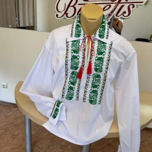 National moldavian shirt J 0402 - image 2