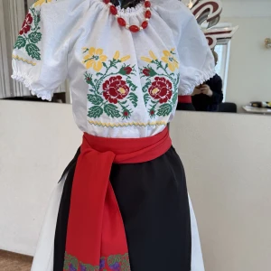 National moldavian blouse J 0365 - image 16