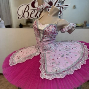 Stage costume F 0065 - image 28