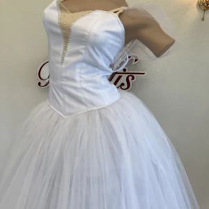 Soloist s costume P 1201 - image 18