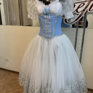 Costumul tarancei P 0913 - image 36