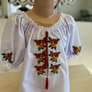 National moldavian blouse J 0345A - image 2