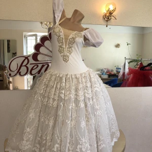 Stage costume F 0520 - image 5