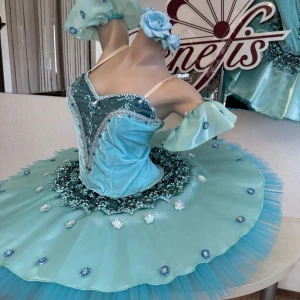 Stage costume F 0526 - image 3