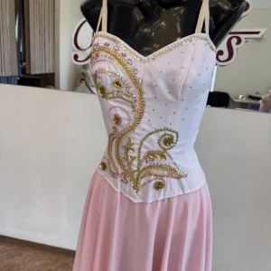 Stage costume F 0069A - image 3