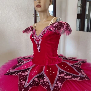 Stage costume F 0537 - image 4
