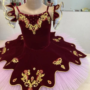 Paquita with an elastic bodice on hoops P 1302A - image 18