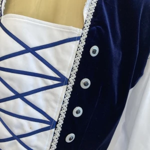 Soloist s costume P 1402 - image 5