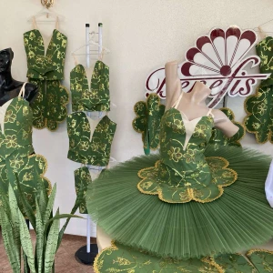 Stage ballet costume for various roles F 0510 - image 2
