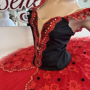 Ballet costume P 0352 - image 4