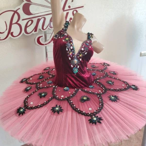 Stage costume F 0363 - image 16