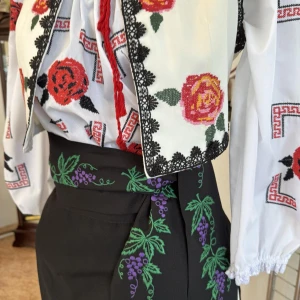 National moldavian vest J 0017 - image 16