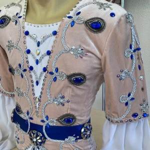Soloist's costume P 0704A - image 11