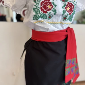 National moldavian blouse J 0365 - image 12
