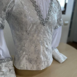 Waltz of the Flowers Man's tunic P 0477 - image 6