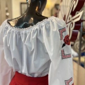 National moldavian blouse J 0376 - image 9