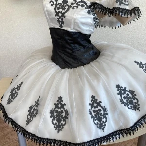 Ballet costume P 1312 - image 8