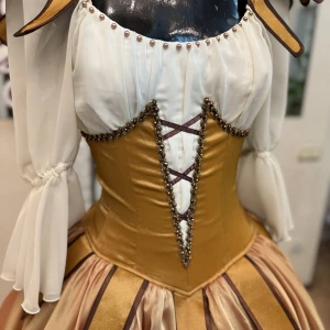 Women costume - Pas de trois P 0111 - image 20