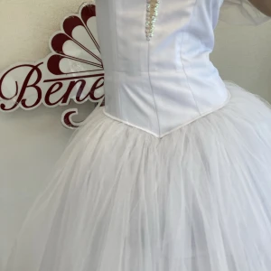 Soloist s costume P 1201 - image 12