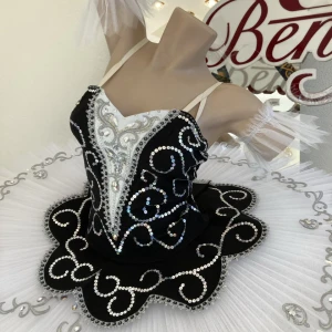 Stage costume F 0073 - image 2