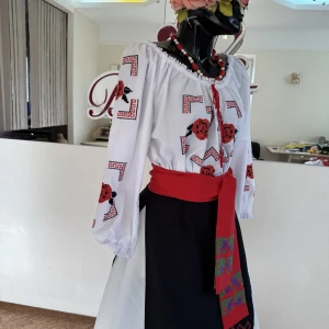 Moldavian national Skirt J 0152 - image 4