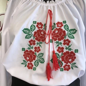 National moldavian blouse J 0396 - image 3