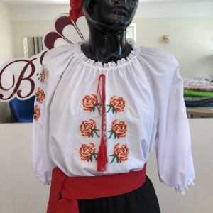 National moldavian blouse J 0395(4079) - image 2