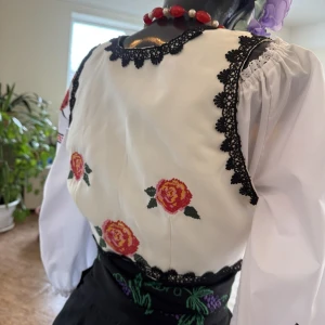 National moldavian vest J 0017 - image 17