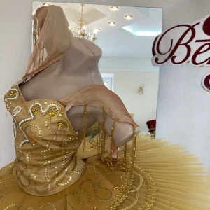 Soloist s costume P 0801 - image 2